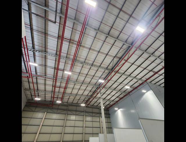 3,450M² WAREHOUSE TO LET IN RIVERHORSE VALLEY